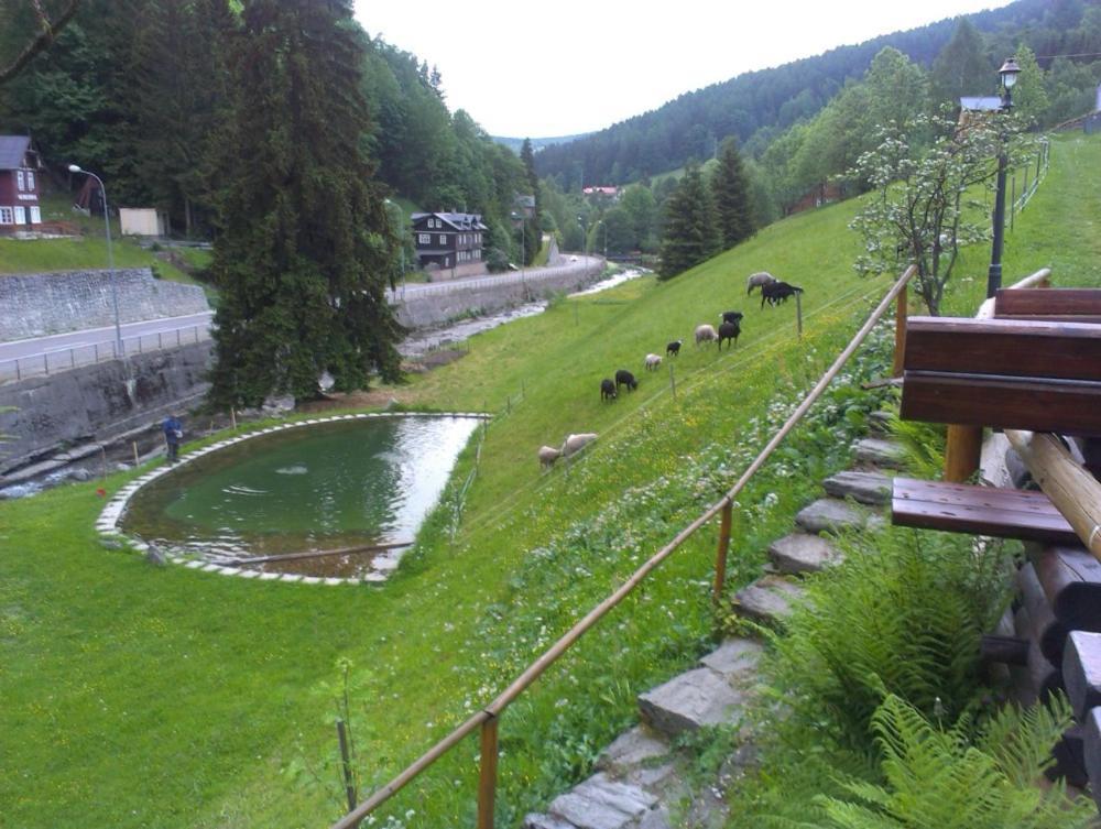 Lovecka Chata Pec pod Snezkou Exterior photo